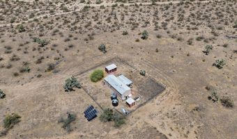 6705 E Red Barrel Rd, Yucca, AZ 86438