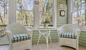 15 Pheasant Ln, Bedford, MA 01730