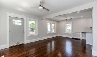 41 Wellesley Ave, North Providence, RI 02911