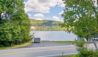 370 Lake St, Barton, VT 05822