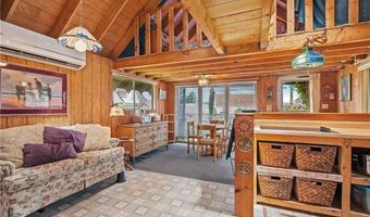 64 Burnside Ave, Narragansett, RI 02882