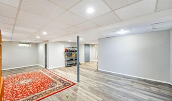 118 Grant Ave, Albertson, NY 11507