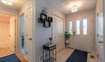 5 Sweet Corn Dr, Cranston, RI 02921
