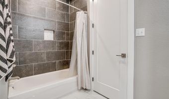 112 Windmill Rd, Aledo, TX 76008