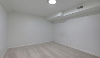 4 ROOSEVELT Dr, Annapolis, MD 21401