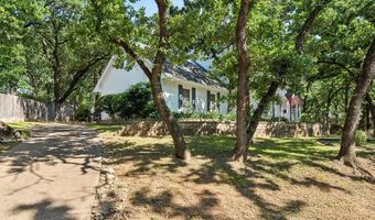 212 Mill Creek Dr, Arlington, TX 76010