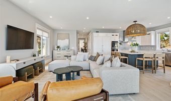881 N SHORE Dr, Anna Maria, FL 34216