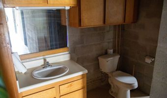1380 Landing Rd, Baxley, GA 31513