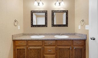 50 Benton Ln, Arab, AL 35016