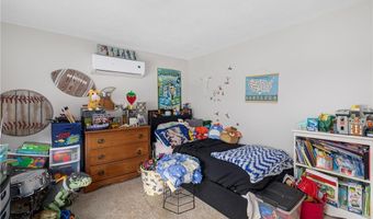 15 Saratoga Rd, North Kingstown, RI 02852