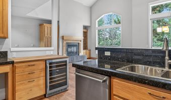 2723 NW Havre Ct, Bend, OR 97703