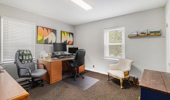 570 S Maple Rd, Ann Arbor, MI 48103