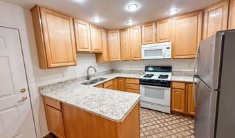 2212 Hamilton Dr, Ames, IA 50014
