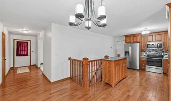 2818 Eisenhower Ave, Ames, IA 50010