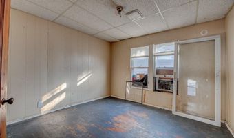 909 W Minnesota Ave, Chickasha, OK 73018