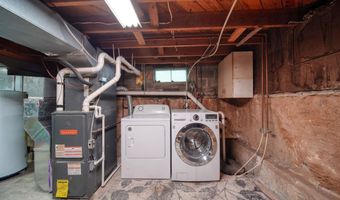 2095 Harold St, Adrian, MI 49221