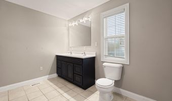 100 Chestnut Dr, Barbourville, KY 40906