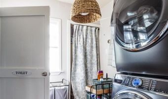 151 Burke St, Appomattox, VA 24522