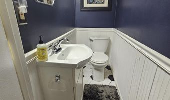 16 Gordon Ave, Berlin, NH 03570