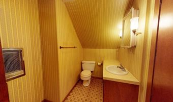 904 Clausen Ave, Albert Lea, MN 56007