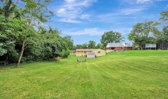 5538 Silverpoint Dr, Cincinnati, OH 45247