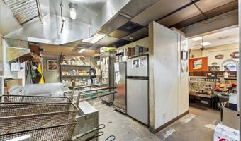 325 SE 2nd St, Bandon, OR 97411