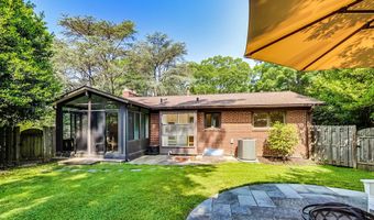 6515 E HALBERT Rd, Bethesda, MD 20817