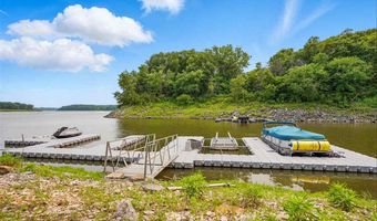2320 Rice Ridge Ln NE, North Liberty, IA 52317