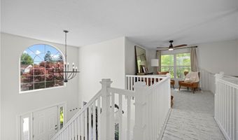 435 Country Walk, Amherst, OH 44001