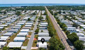 527 Egret Cir, Barefoot Bay, FL 32976