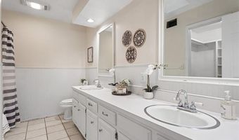 324 D St SW, Ardmore, OK 73401