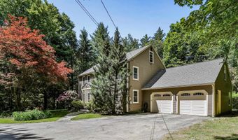 17 Candlewood Dr, Amherst, NH 03031