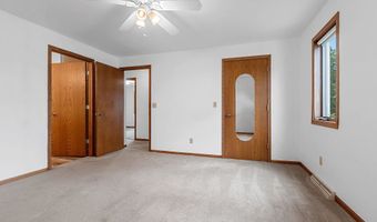 W2527 SKYVIEW Court, Appleton, WI 54915
