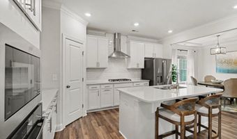 1033 Bellewood Park Dr, Angier, NC 27501