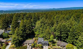 94 California Ave, Arcata, CA 95521