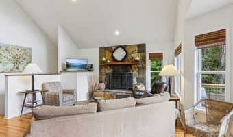 311 Jacks Knob Rd, Barnardsville, NC 28709