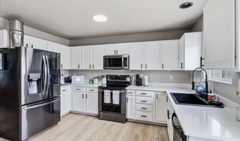 5404 LIZ RANCH Rd, Cheyenne, WY 82007