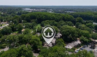 4932 SAUQUOIT Ln, Annandale, VA 22003