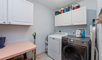 1 Mayhew Tpke, Bridgewater, NH 03222