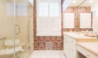 103 Bear Crk, Adel, GA 31620