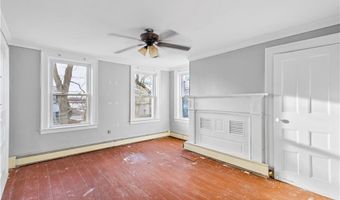 694 Hope St, Bristol, RI 02809