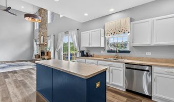 1124 Ashlyn Ln, Antioch, IL 60002