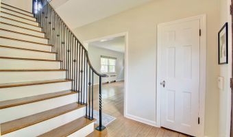 6215 Grand Vista Ave, Cincinnati, OH 45213