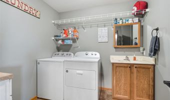 22980 105th St, Anamosa, IA 52205