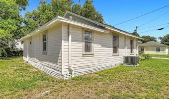 445 W HOOKER St, Bartow, FL 33830