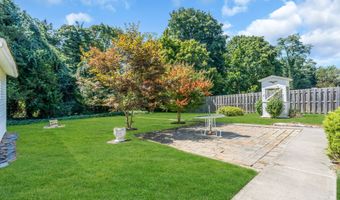 48 Valley Dr, Atlantic Highlands, NJ 07716