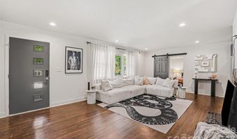 1027 Dresden Dr W, Charlotte, NC 28205