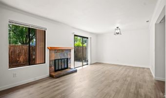 307 Occidental Cir, Santa Rosa, CA 95401