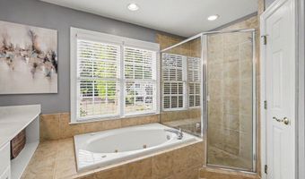 405 Chanticlair Dr, Apex, NC 27502