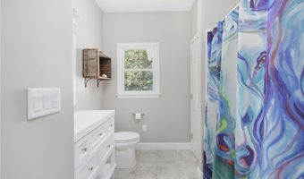 160 Kingston Rd, Exeter, RI 02822